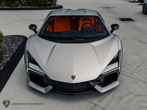 Used 2026 Lamborghini Revuelto AWD/4WD image 4
