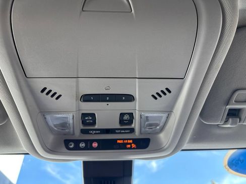 Certified 2022 GMC Terrain AT4 w/ Infotainment Package II AWD/4WD image 35