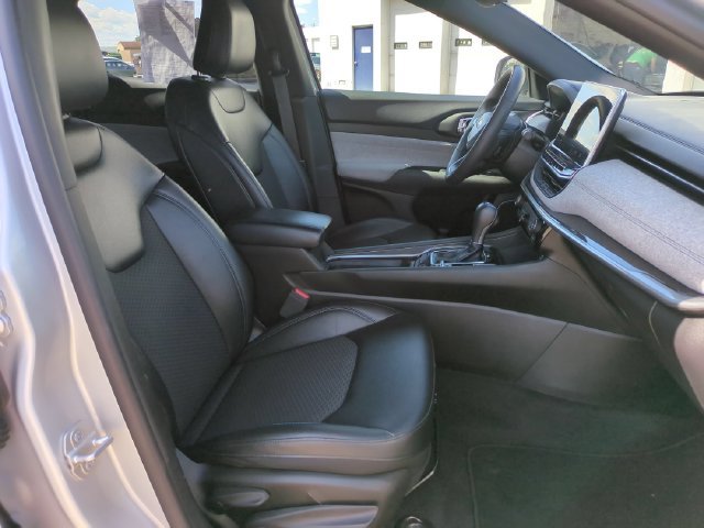 Used 2024 Jeep Compass Latitude AWD/4WD image 20