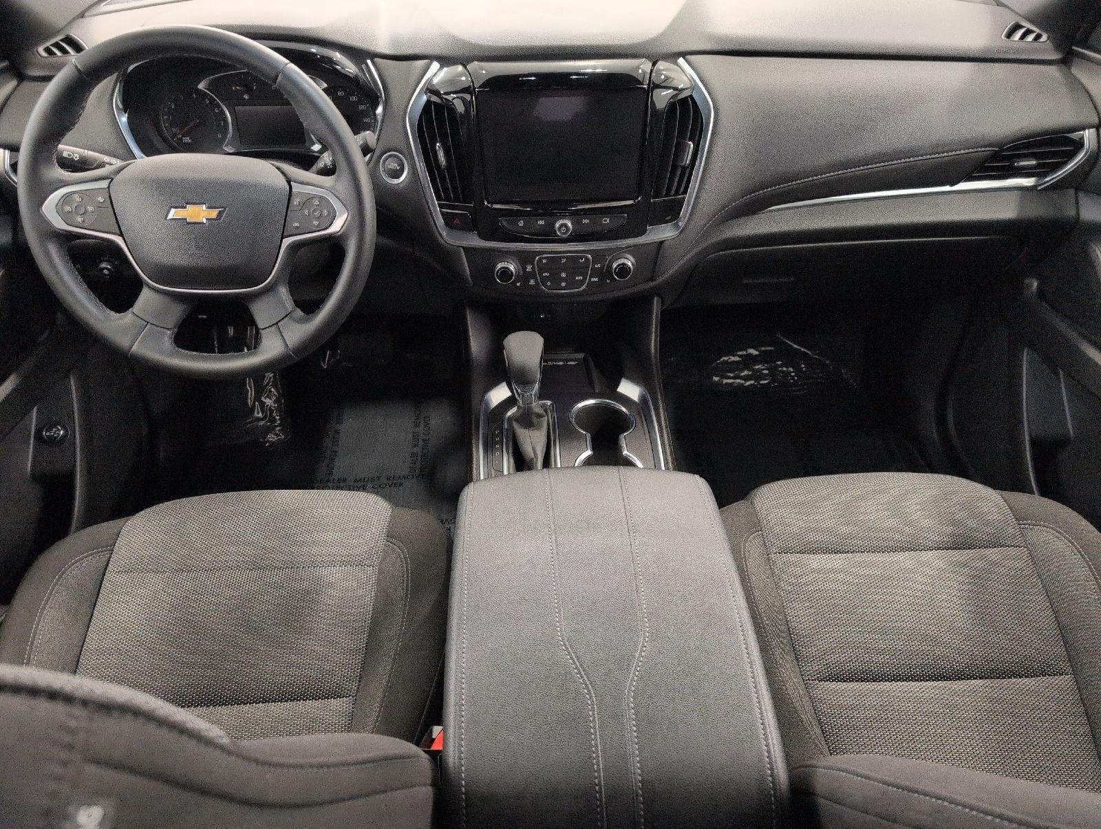 Used 2023 Chevrolet Traverse LT AWD/4WD image 7