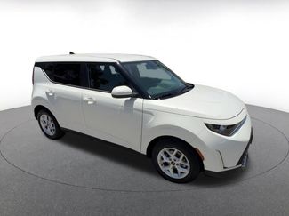Used 2025 Kia Soul LX w/ LX Technology Package FWD video 2