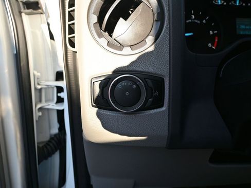 Used 2024 Ford E-350 and Econoline 350 Super Duty w/ Power Windows & Locks Group image 39