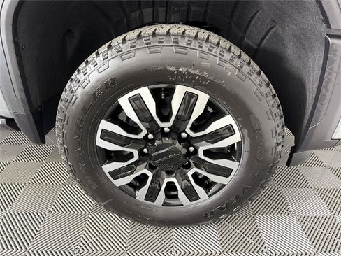 New 2026 GMC Sierra 2500 Denali Ultimate AWD/4WD image 12