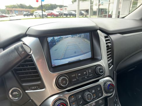 Used 2019 Chevrolet Tahoe Premier RWD image 18