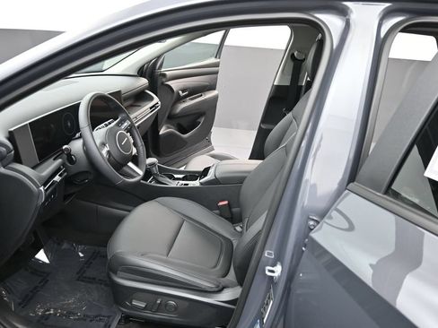 Certified 2026 Hyundai Tucson SEL FWD image 12