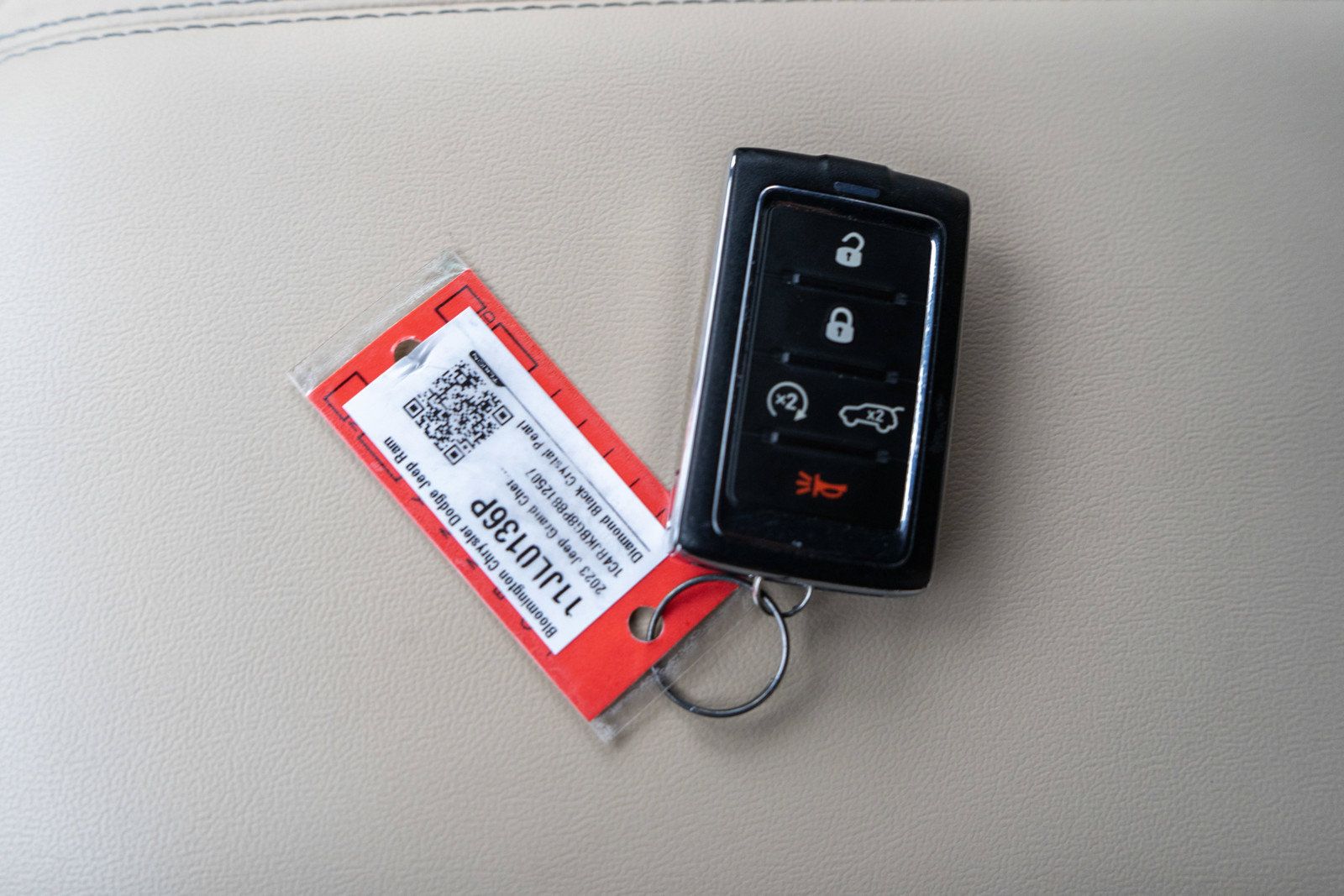 Used 2023 Jeep Grand Cherokee L Limited w/ Trailer Tow Group (B) AWD/4WD image 33