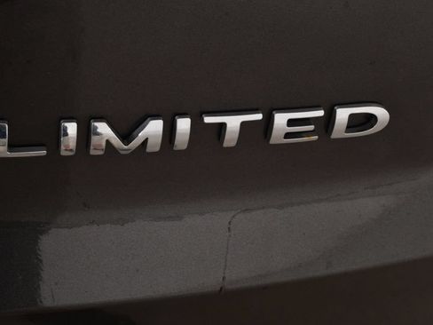 Used 2018 Ford Explorer Limited w/ Equipment Group 301A AWD/4WD image 23