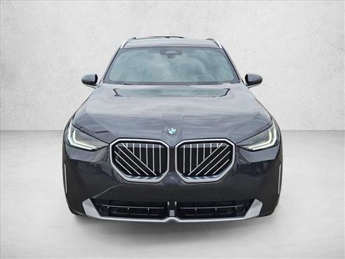 Used 2025 BMW X3 xDrive30i w/ Convenience Package AWD/4WD image 2
