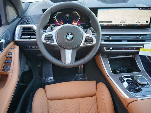 New 2026 BMW X5 xDrive40i w/ M Sport Package image 16