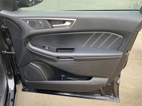 Used 2020 Ford Edge ST w/ Equipment Group 401A image 38