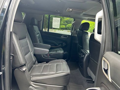 Used 2019 GMC Yukon XL Denali w/ Denali Ultimate Package AWD/4WD image 49