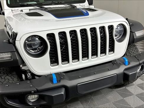 Used 2022 Jeep Wrangler Unlimited Rubicon 4xe w/ Steel Bumper Group image 31