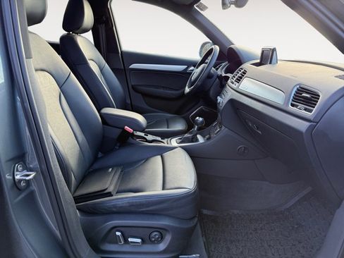 Used 2016 Audi Q3 2.0T Prestige image 14