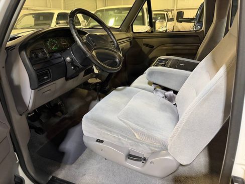 Used 1997 Ford F250 4x4 SuperCab Heavy Duty image 2