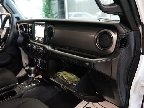 Used 2023 Jeep Wrangler Unlimited w/ Cold Weather Group AWD/4WD image 43