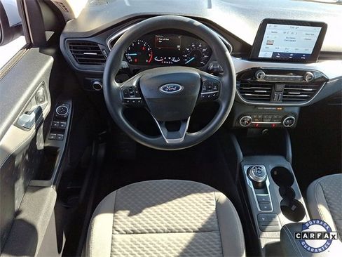Used 2020 Ford Escape SE image 5