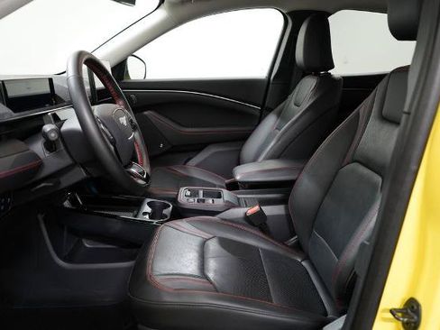 Certified 2025 Ford Mustang Mach-E Premium w/ Sport Appearance Package AWD/4WD image 19