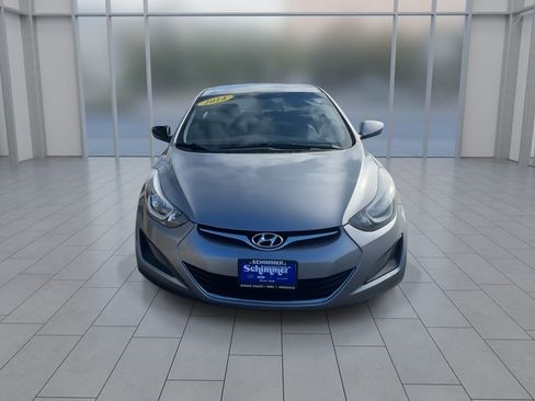 Used 2014 Hyundai Elantra SE image 4