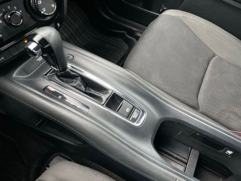 Certified 2019 Honda HR-V Sport image 19