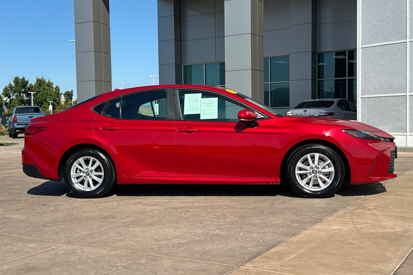 Certified 2025 Toyota Camry LE FWD image 3