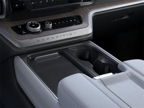 New 2025 Ford Expedition Max Platinum w/ Platinum Ultimate Package image 15