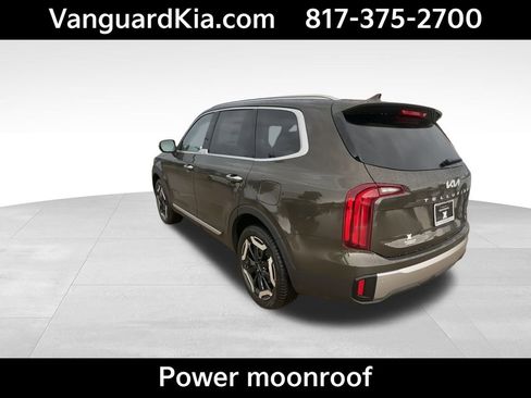 Certified 2025 Kia Telluride S image 8