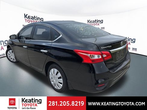 Used 2019 Nissan Sentra S image 5