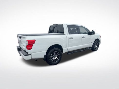 Certified 2021 Nissan Titan SV w/ SV Convenience Package image 46