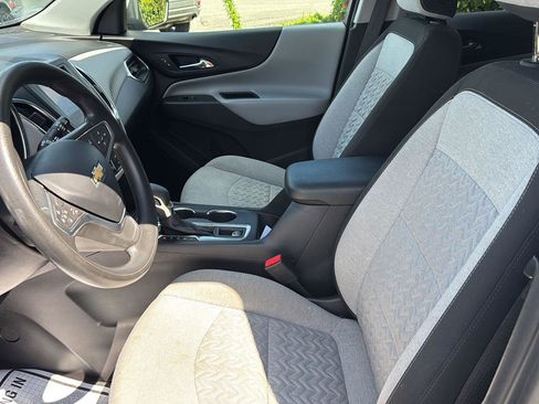 Used 2022 Chevrolet Equinox LT image 12