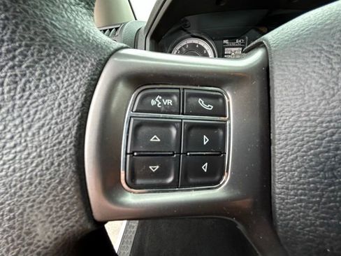 Used 2021 RAM 1500 Classic SLT AWD/4WD image 17