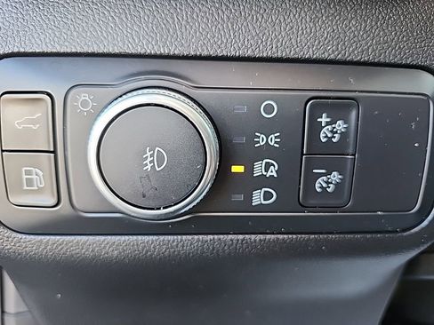 Used 2021 Ford Escape SEL FWD image 25