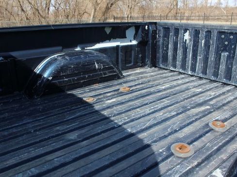 Used 2005 GMC Sierra 2500 SLT w/ Heavy-Duty Power Package image 35