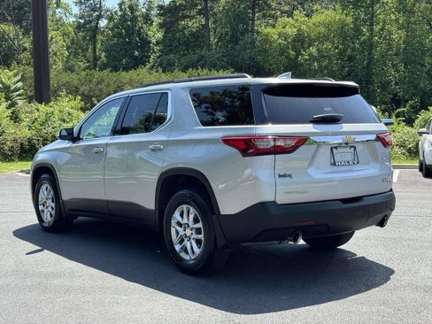 Used 2019 Chevrolet Traverse LT w/ LPO, Cargo Package FWD image 25