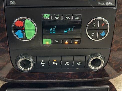 Used 2007 GMC Yukon XL Denali image 37