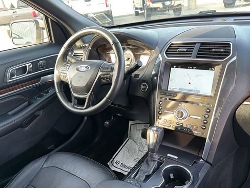 Used 2018 Ford Explorer Limited w/ Equipment Group 301A image 86