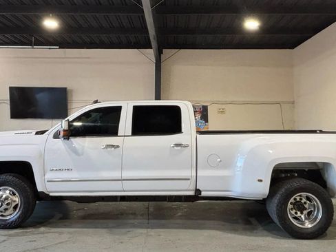 Used 2017 Chevrolet Silverado 3500 LTZ w/ Duramax Plus Package image 5