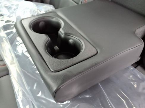 New 2026 Jeep Gladiator Rubicon w/ Steel Power Dome Hood Package AWD/4WD image 17