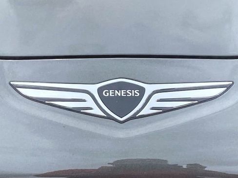 Used 2025 Genesis G70 2.5T AWD/4WD image 30