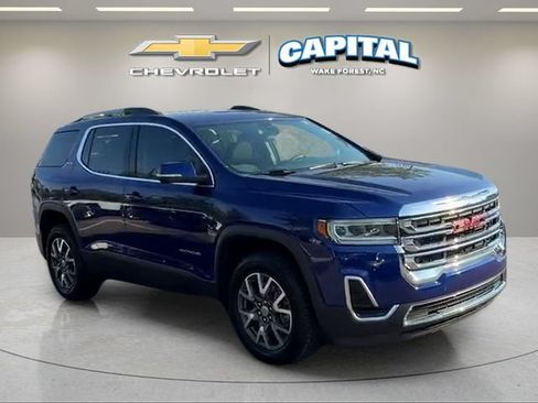 Used 2023 GMC Acadia SLE w/ Driver Convenience Package FWD image 8