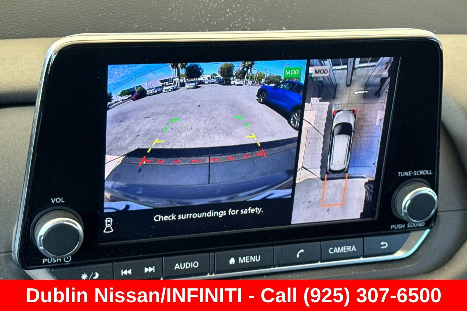 Used 2025 Nissan Rogue SV AWD/4WD image 28