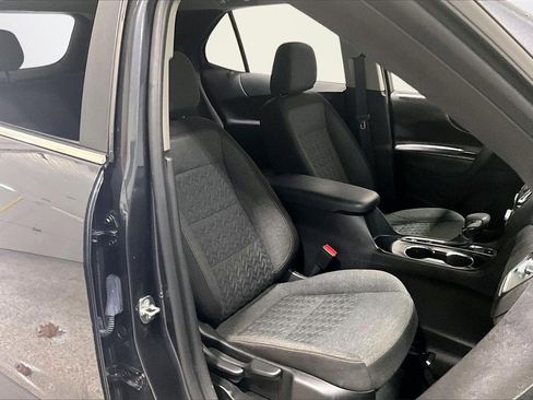 Used 2022 Chevrolet Equinox LT image 27