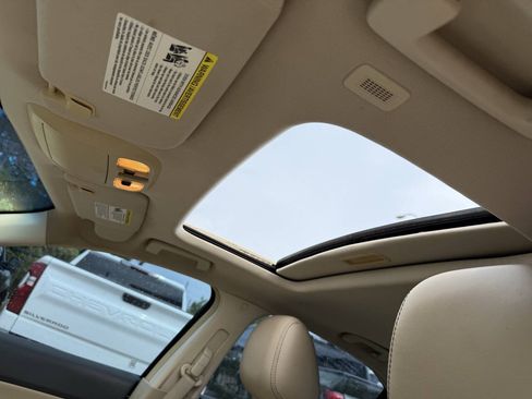 Used 2010 Ford Fusion SEL FWD image 30