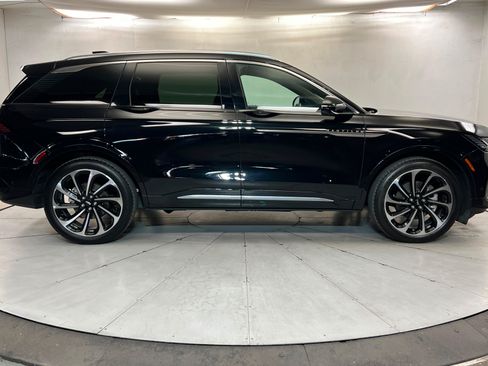 Used 2024 Lincoln Nautilus Black Label AWD/4WD image 6