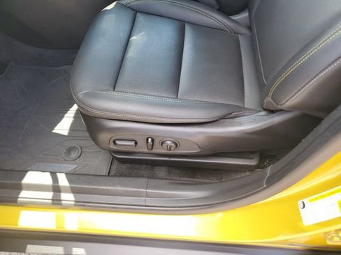 Used 2024 Chevrolet Trax ACTIV w/ Driver Confidence Package FWD image 19
