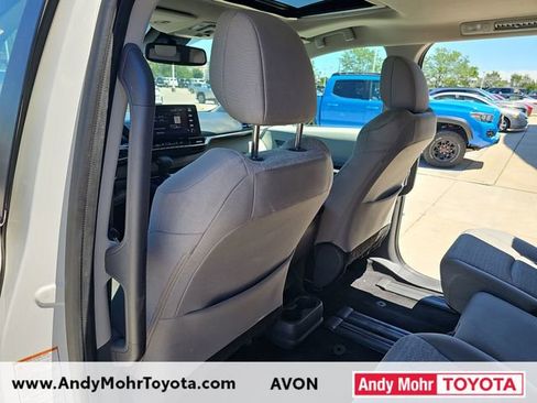 Used 2021 Toyota Sienna LE w/ LE Plus Package FWD image 25