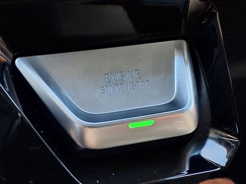 Used 2025 GMC Sierra 3500 Denali image 20