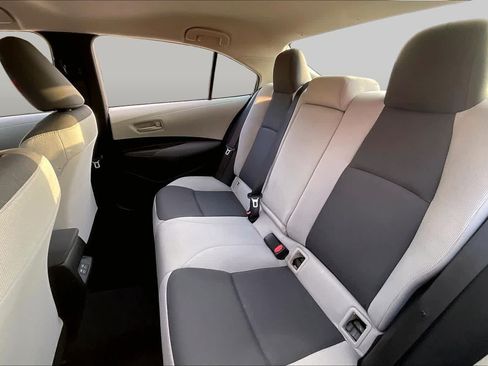 Used 2024 Toyota Corolla LE FWD image 19