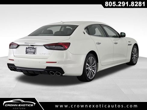 Used 2022 Maserati Quattroporte Modena image 7