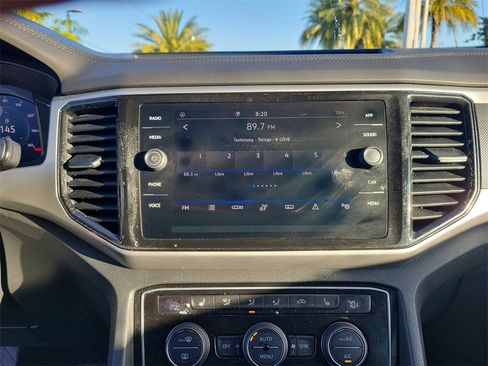 Used 2023 Volkswagen Atlas Cross Sport SE image 22