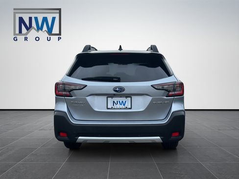 Used 2024 Subaru Outback Limited image 25